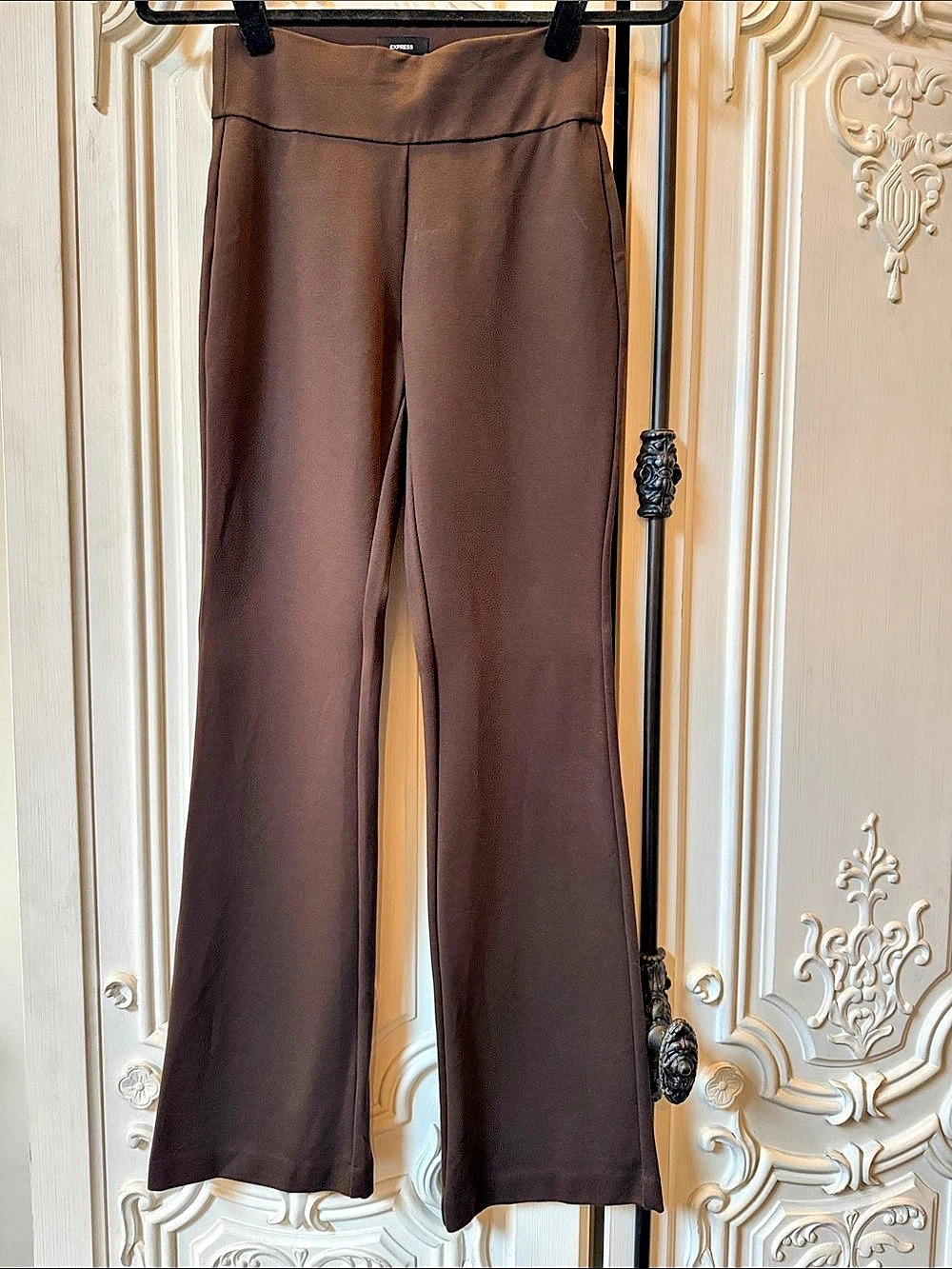 Express Pull-on High Waisted Flare Trouser in Signature Ponte Brown XS